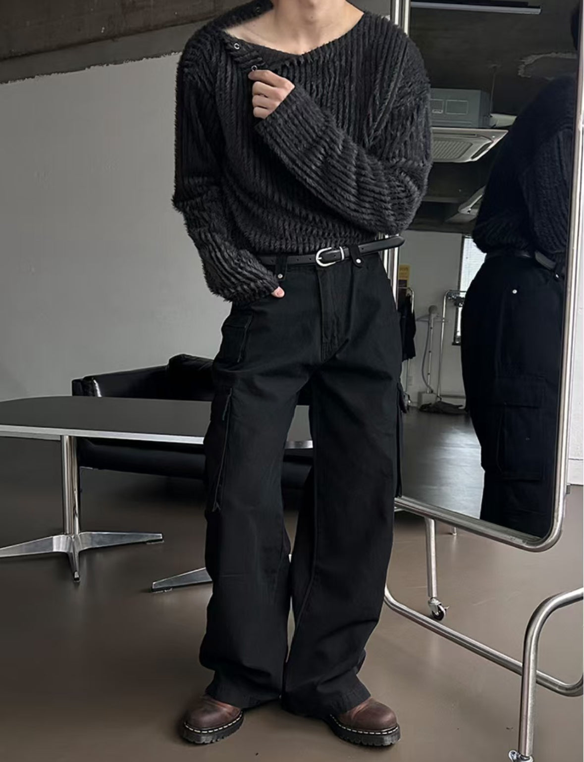 B23 Single side button knit sweater (dark gray brown)
