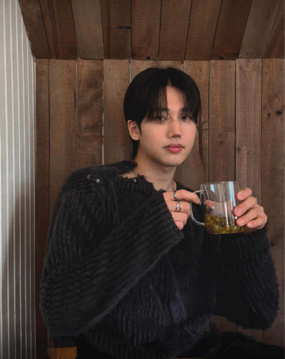 B23 Single side button knit sweater (dark gray brown)