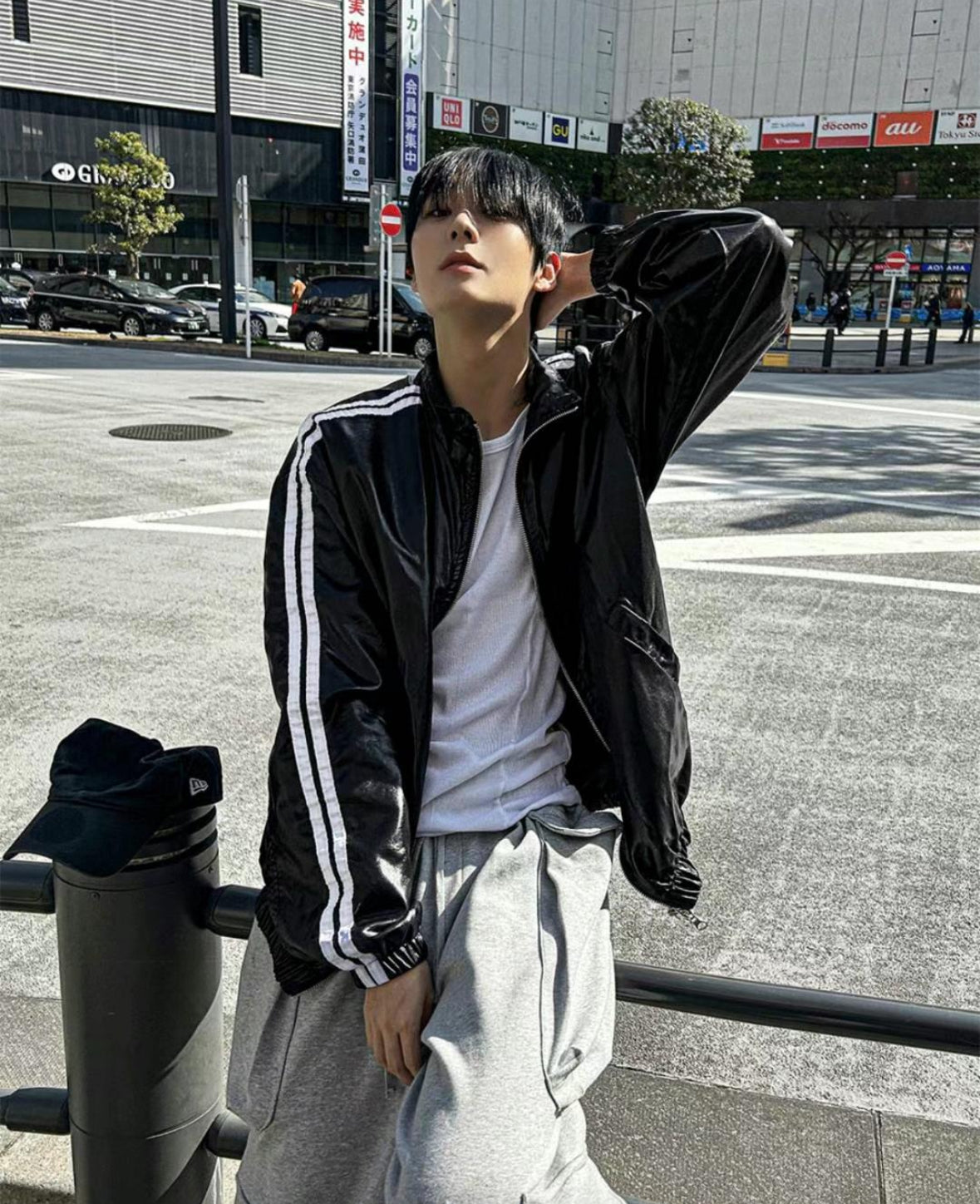A41 shiny texture sports windbreaker (3 colors)