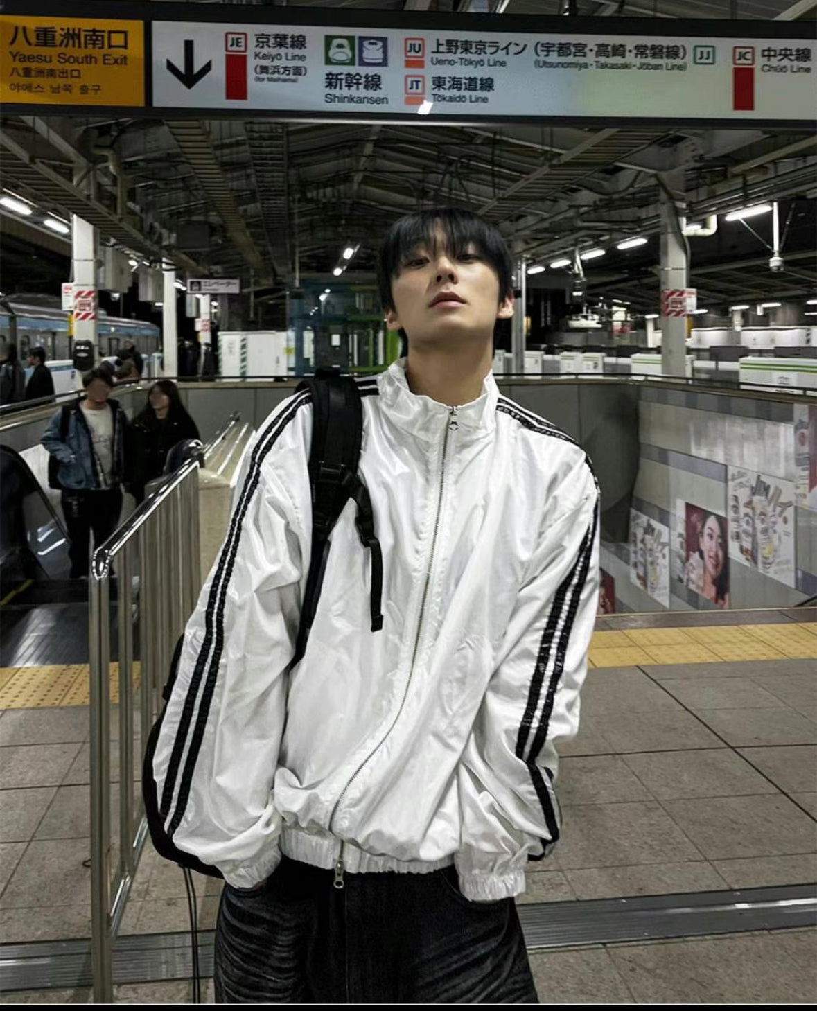 A41 shiny texture sports windbreaker (3 colors)