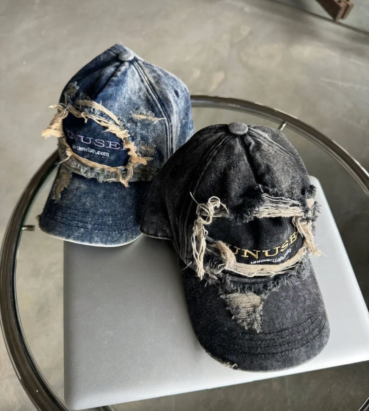 H1 tassel embroidered denim hat (black, blue)