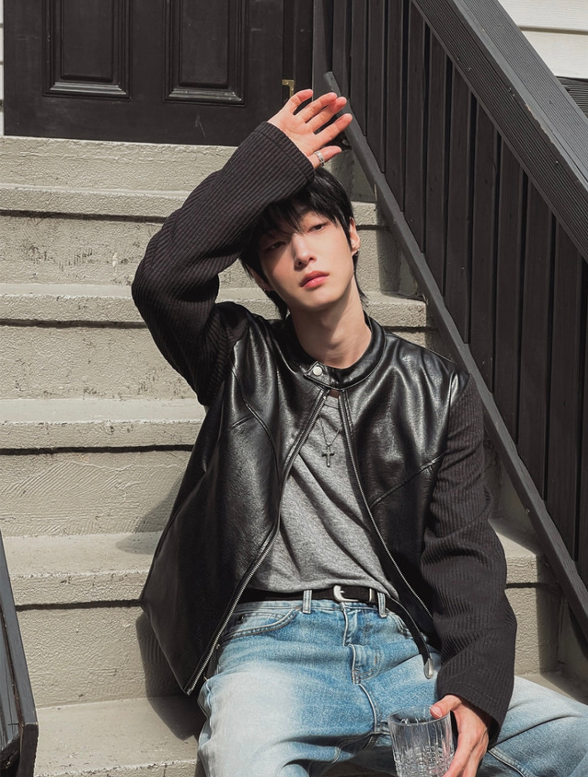 A100 針織拼接短版皮革夾克 (黑 米)