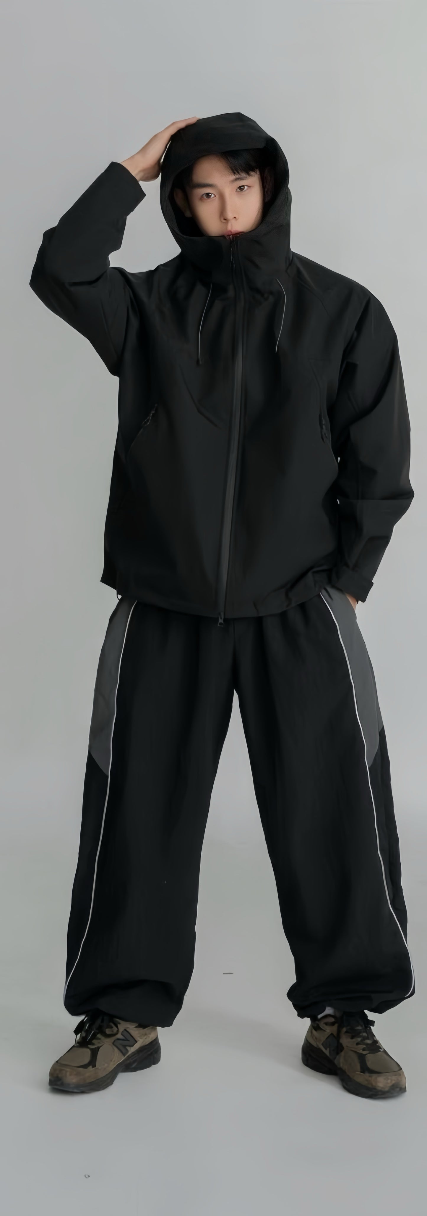 A52 Double zipper hooded windbreaker (black, gray)