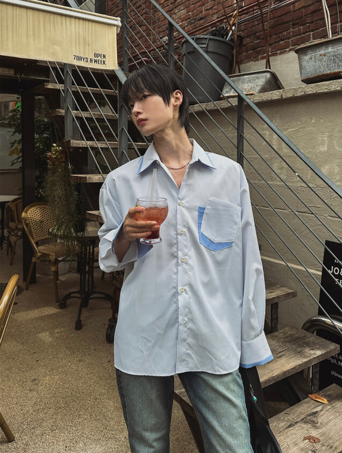 B142 交錯感雙層拼色襯衫 (黑 淺藍)