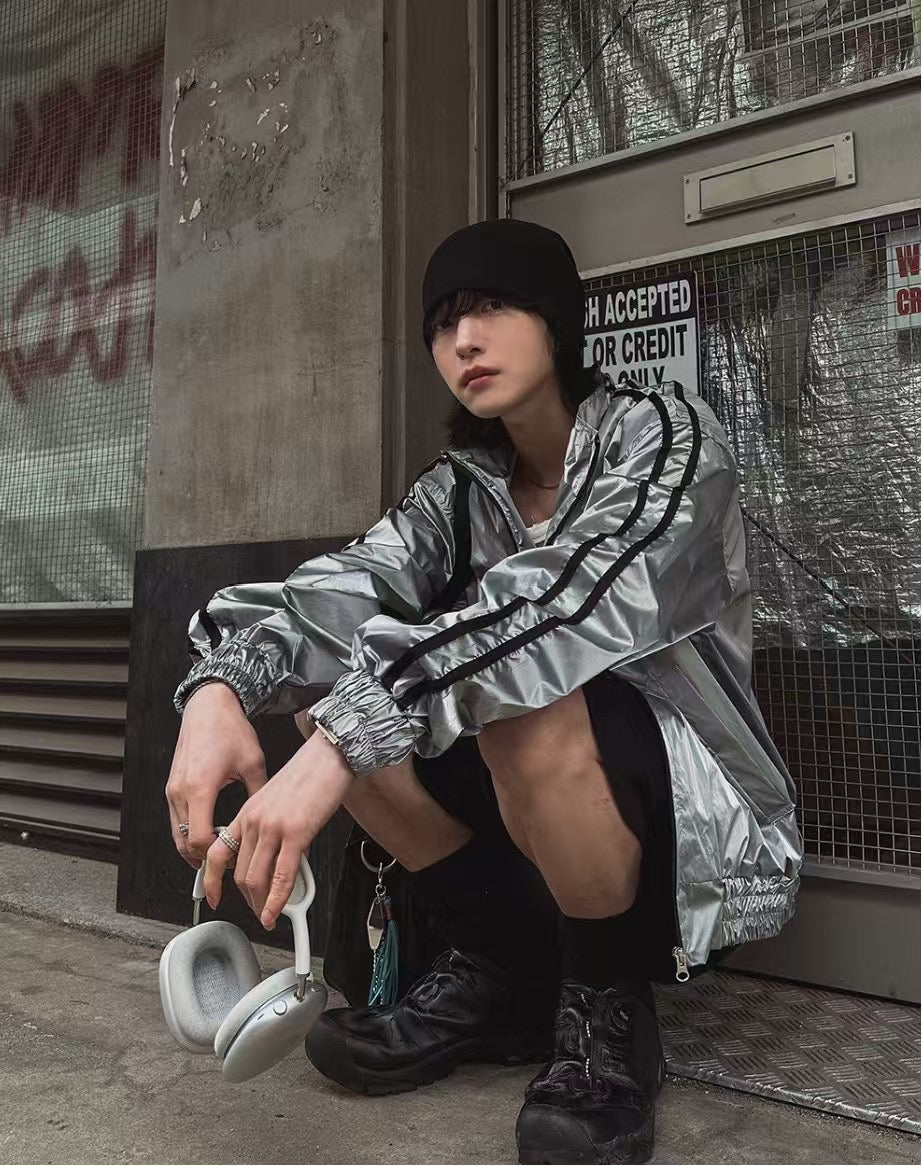 A56 光澤感風衣防風外套 (黑black 灰gray)