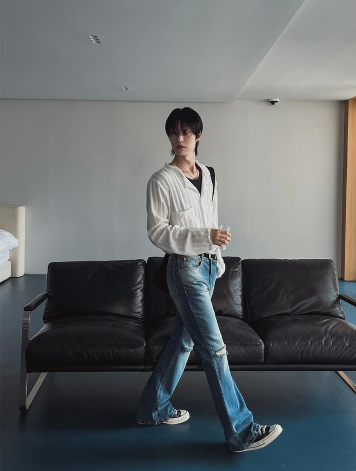 J69 追光裂縫喇叭牛仔褲