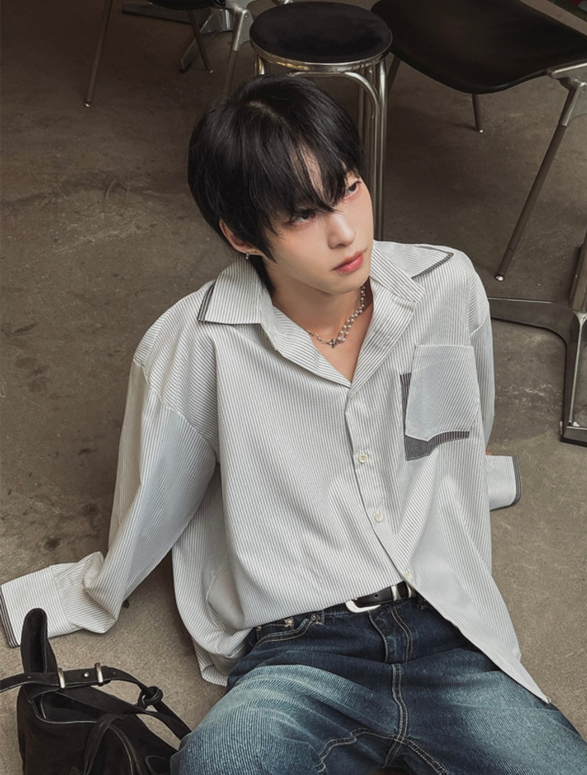 B142 交錯感雙層拼色襯衫 (黑 淺藍)