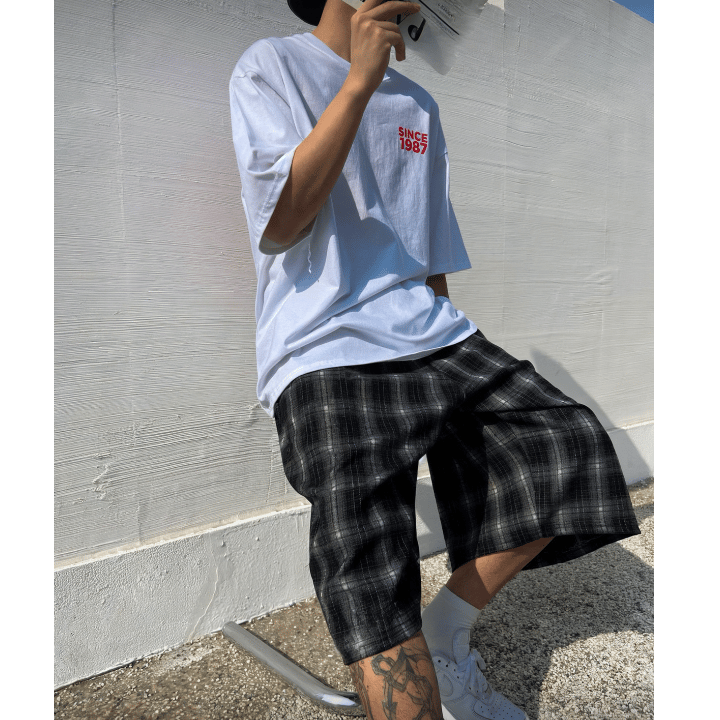 J47 Plaid Bermuda Cropped Shorts (Black and Brown)