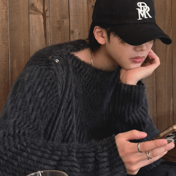 B23 Single side button knit sweater (dark gray brown)