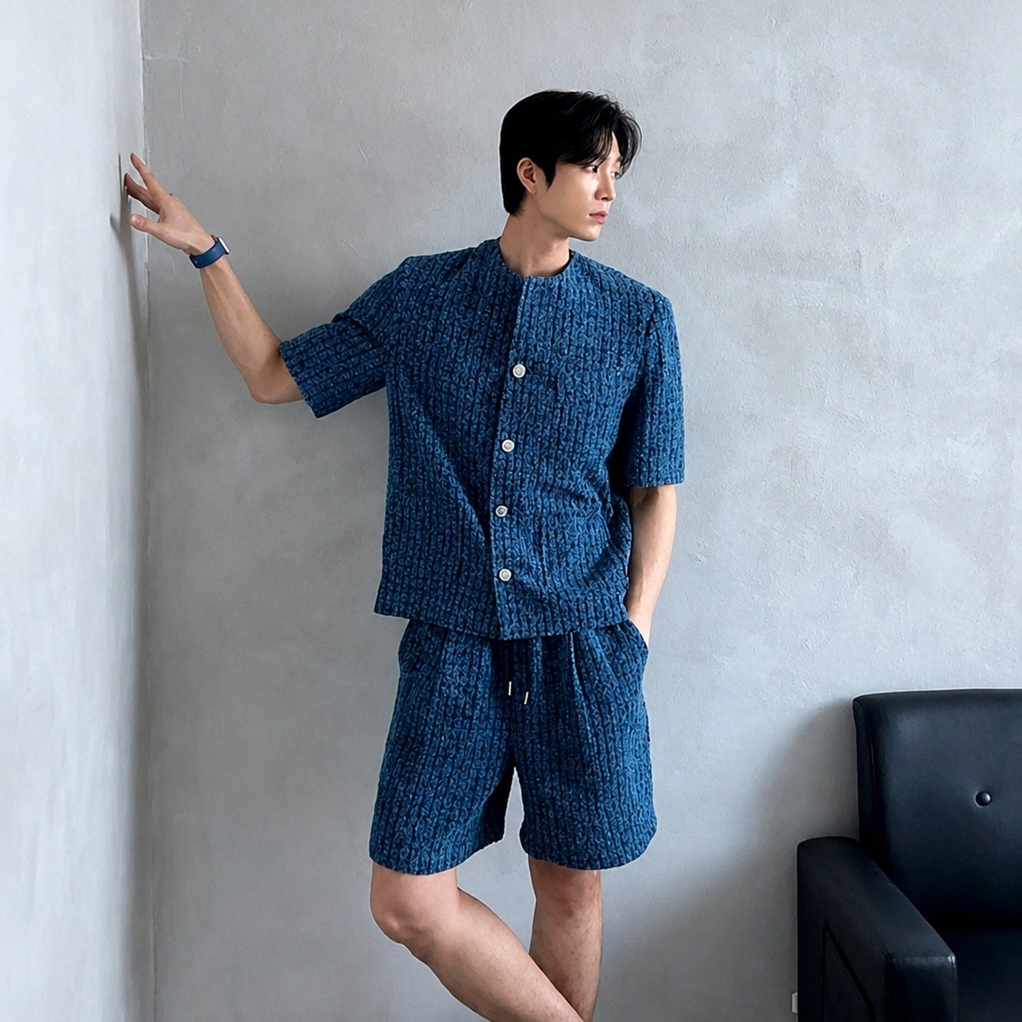 J111 藍 blue