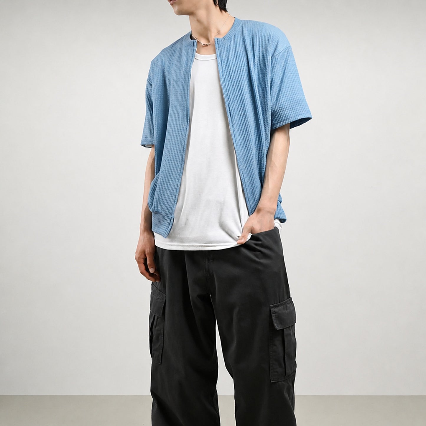 B70 淺藍色 Light blue