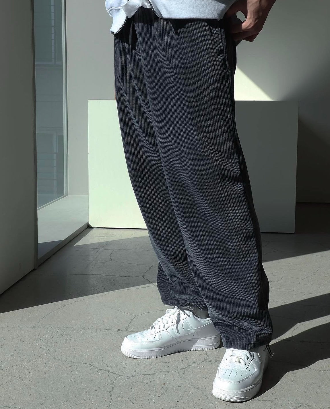 J1 Elastic Waist Corduroy Wide Pants