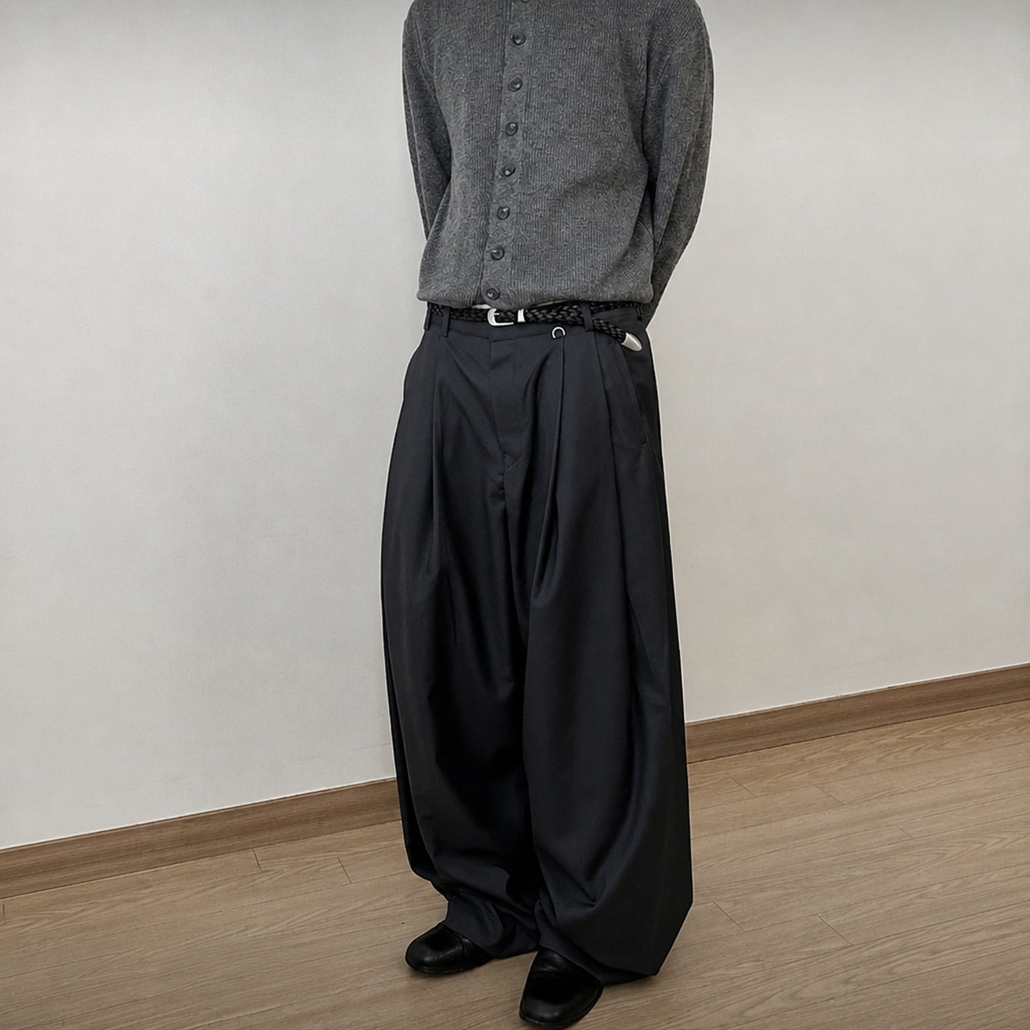 J76 深灰色 Dark gray