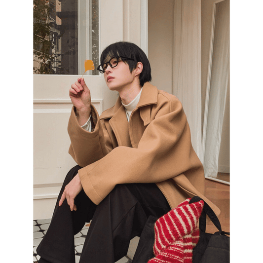 A121 羊毛落肩短版大衣 (米 黑)