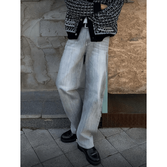 J104 低飽和灰刷直筒牛仔褲