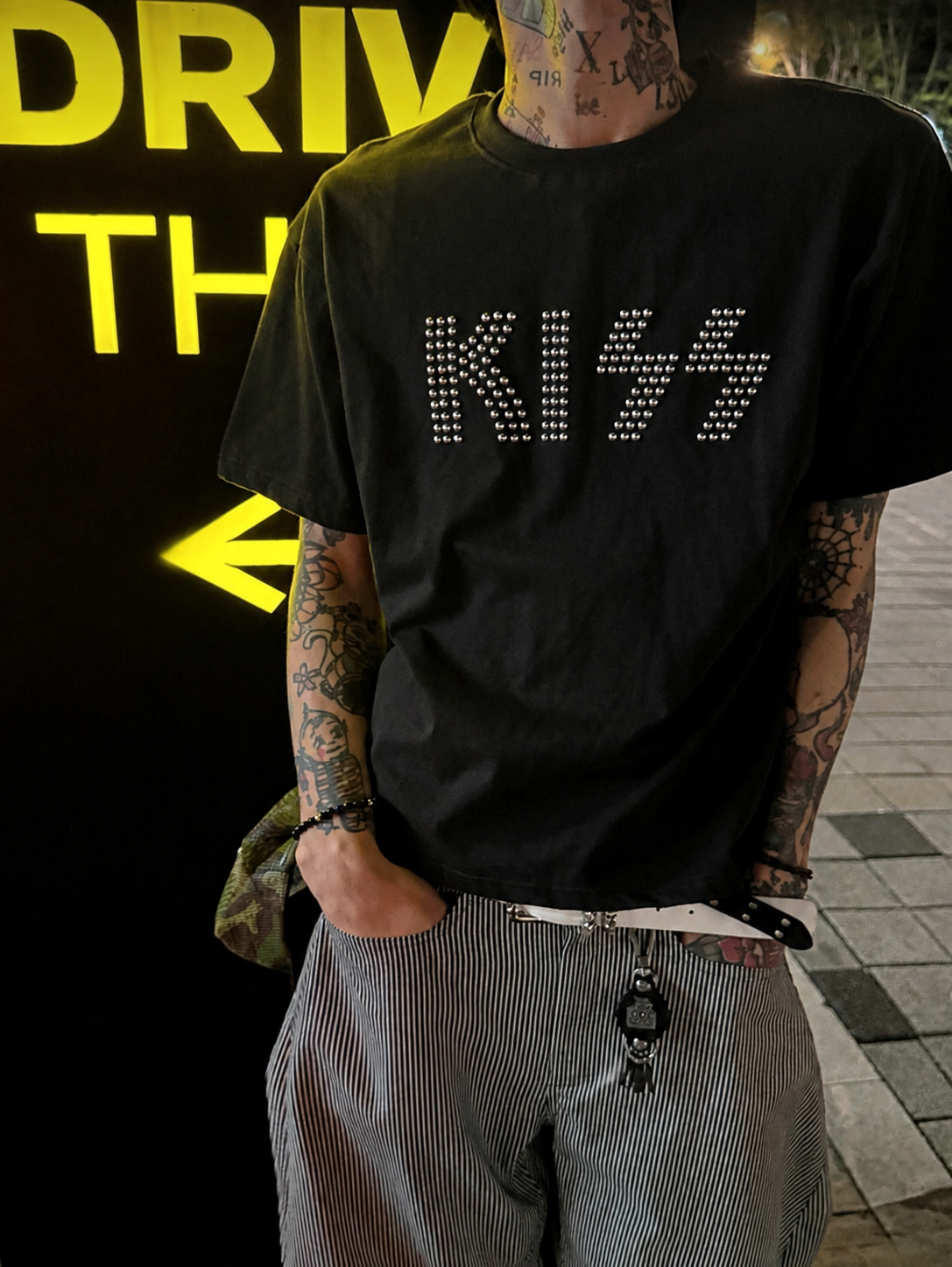 B256 KISS鉚釘印花短袖T恤 (3色)