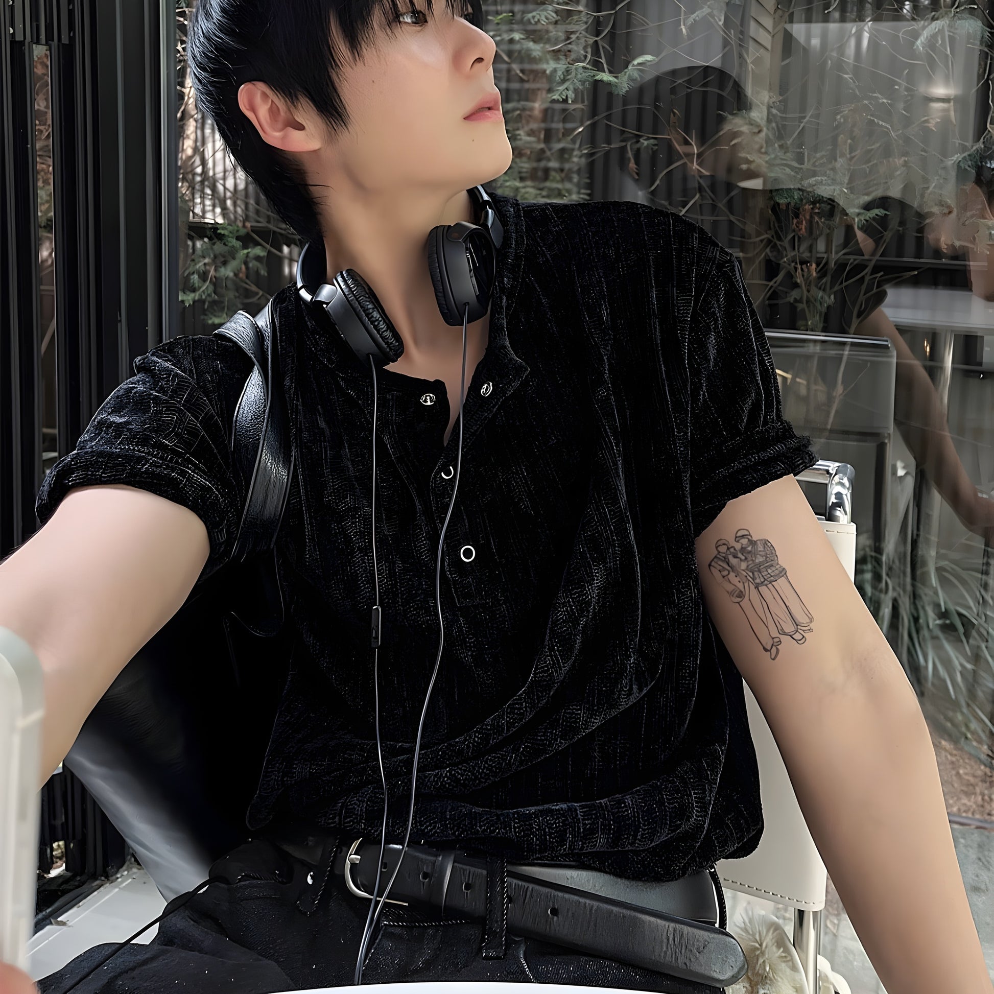 B230 黑色 Black