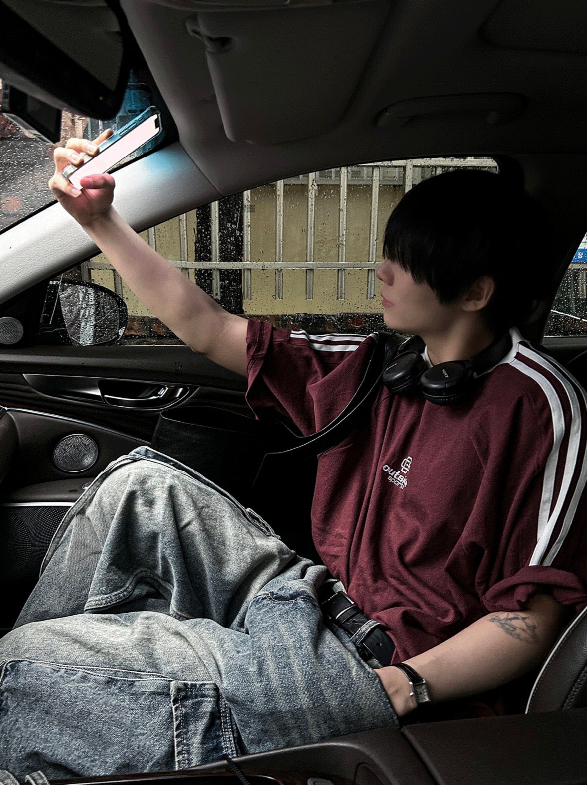 B205 運動感條紋上衣 (3色)