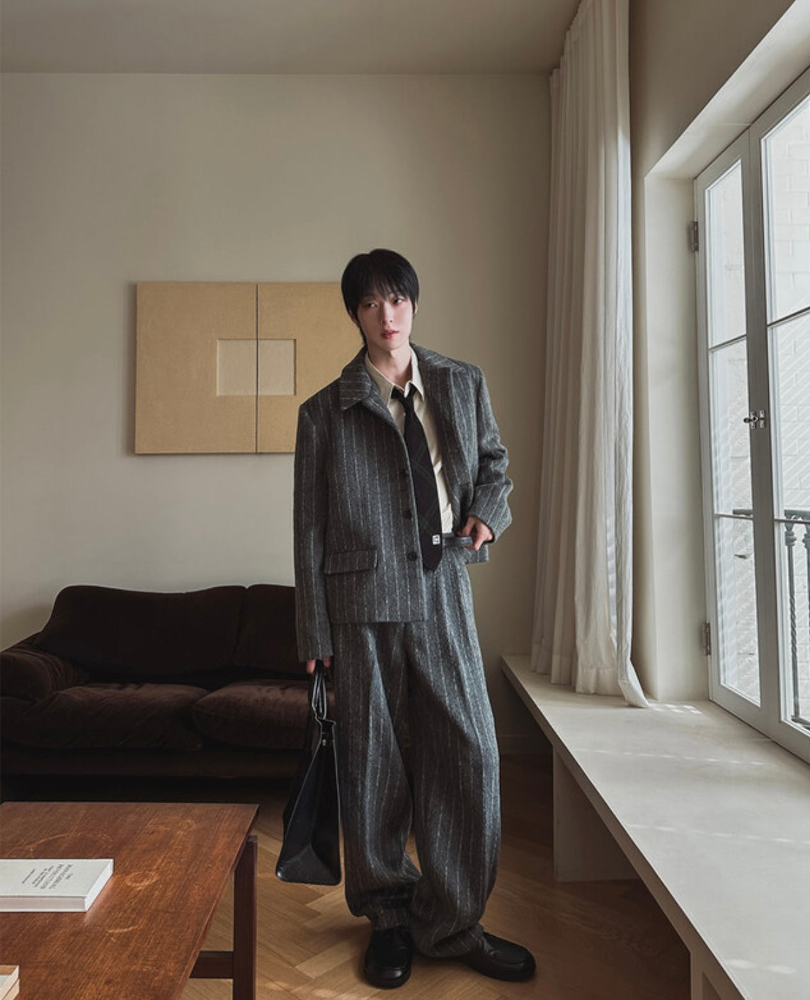 J75 羊絨條紋雙褶寬褲 (黑 灰)