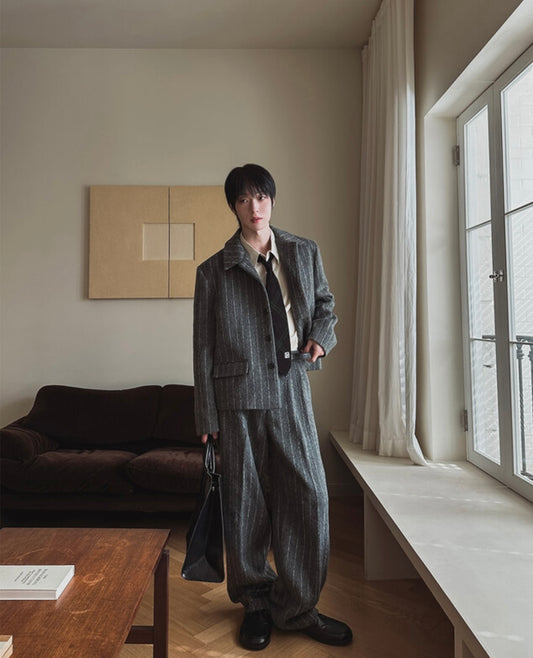 J75 羊絨條紋雙褶寬褲 (黑 灰)