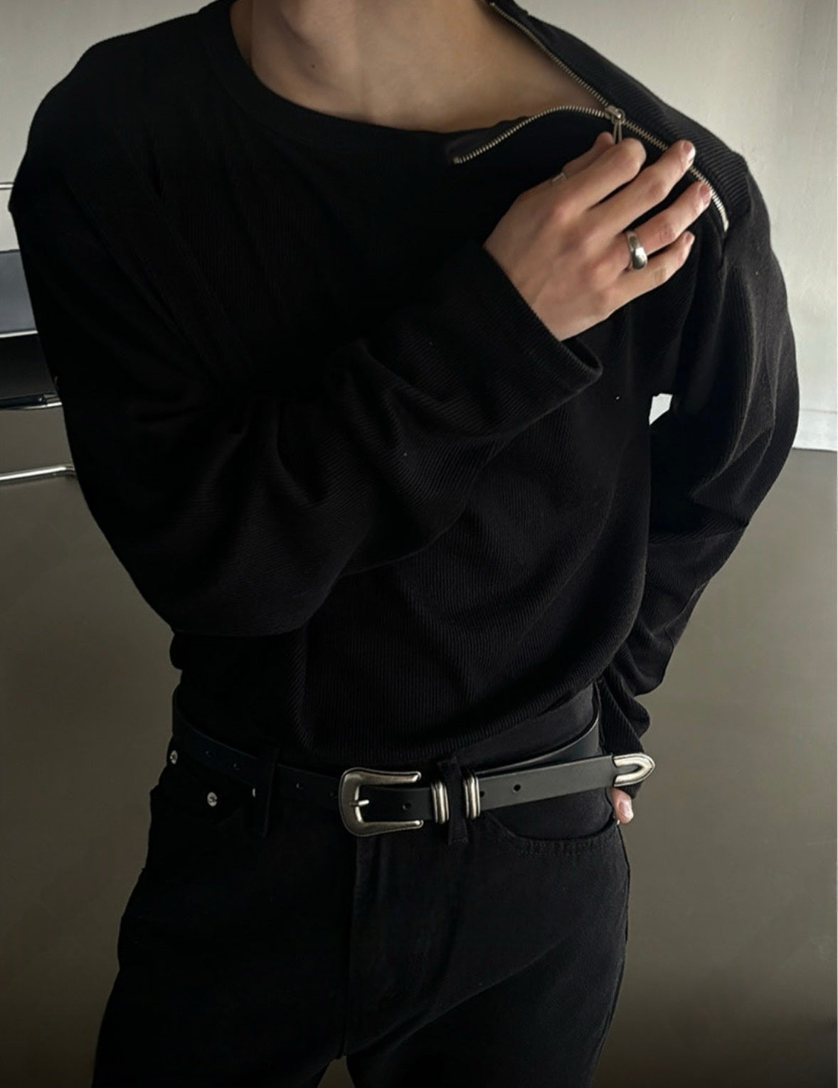 B174 斜拉鍊羅紋上衣 (黑 深灰)