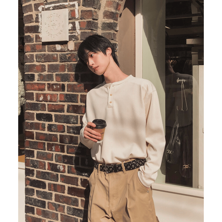 B148 百搭三扣針織上衣 (3色)