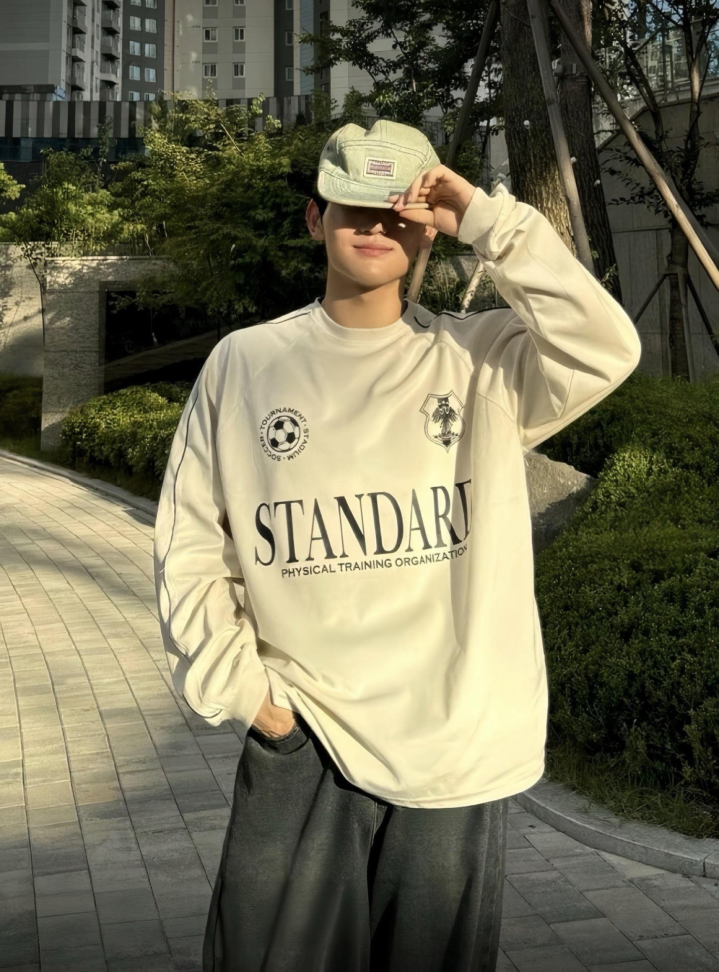 B146 霧光絲絨寬版上衣 (3色)