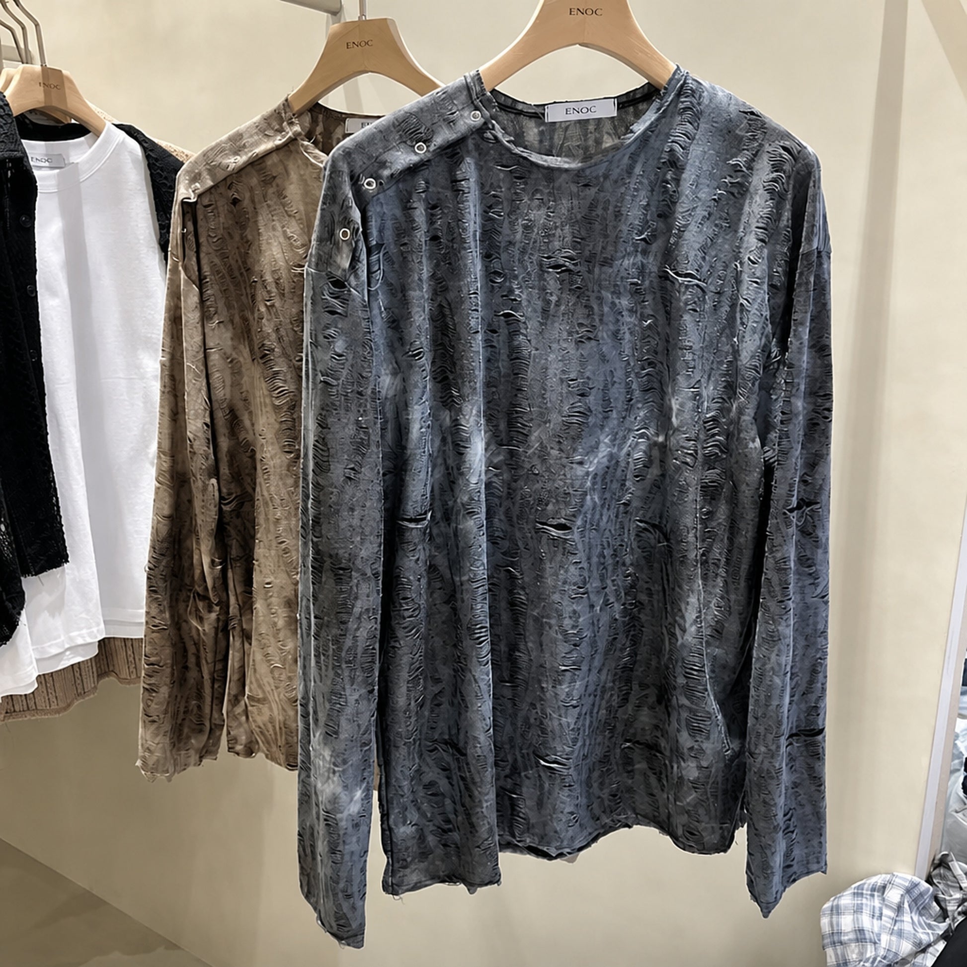 B33 深灰色 Dark gray