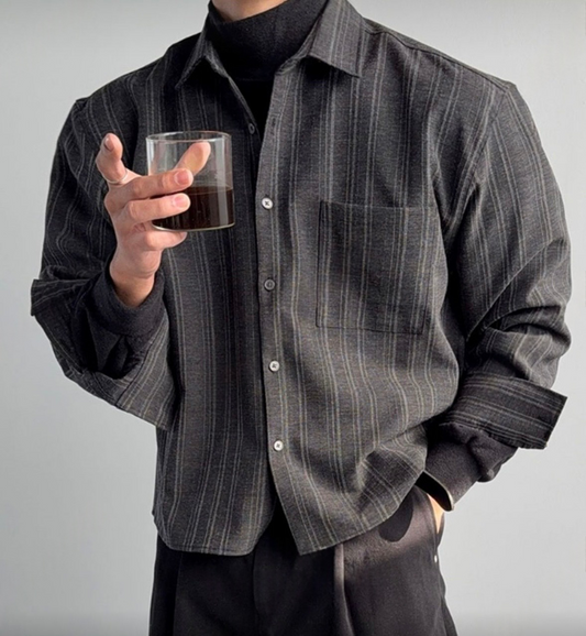 B167 Reno Striped Short-Length Shirt (Grey Brown)