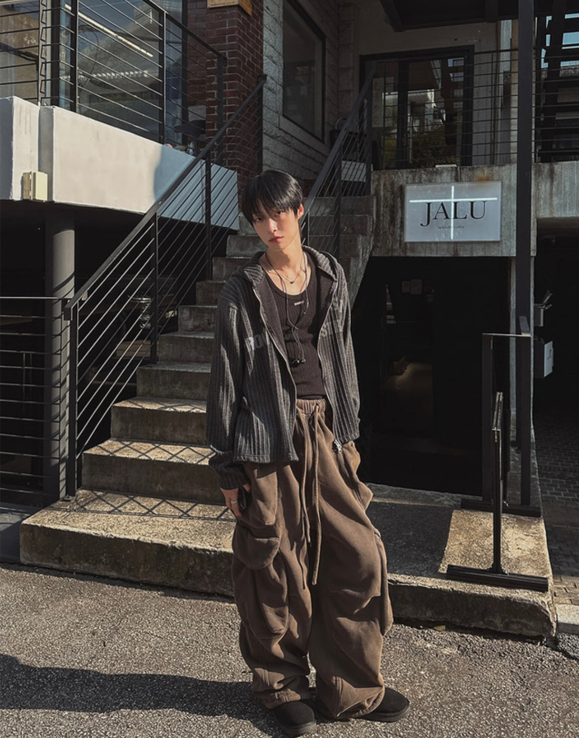 J80 厚磅重墜內刷毛工裝寬褲 (3色)