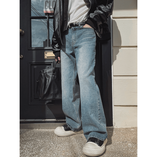 J74 水鑽字母直筒牛仔褲