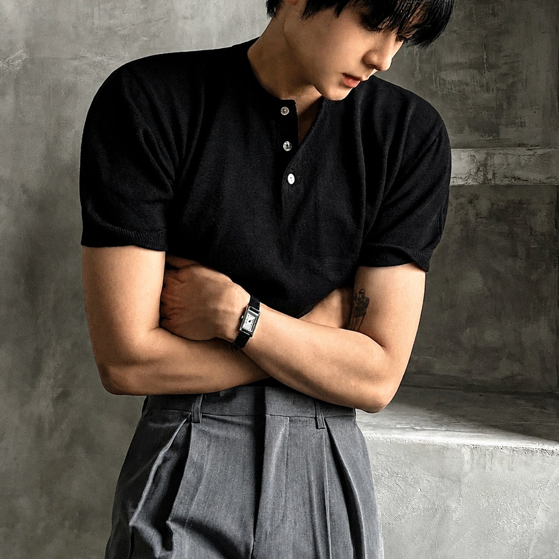 B197 黑色 Black