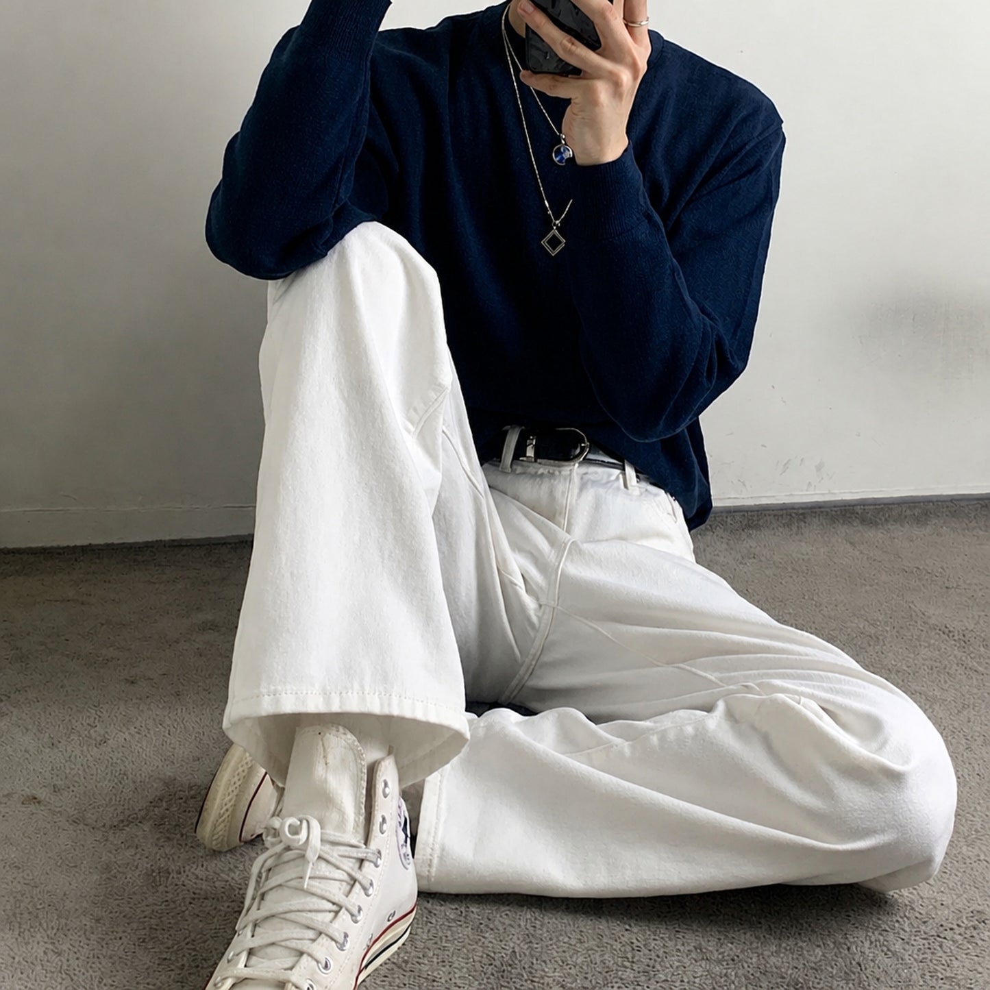 J5 白 White