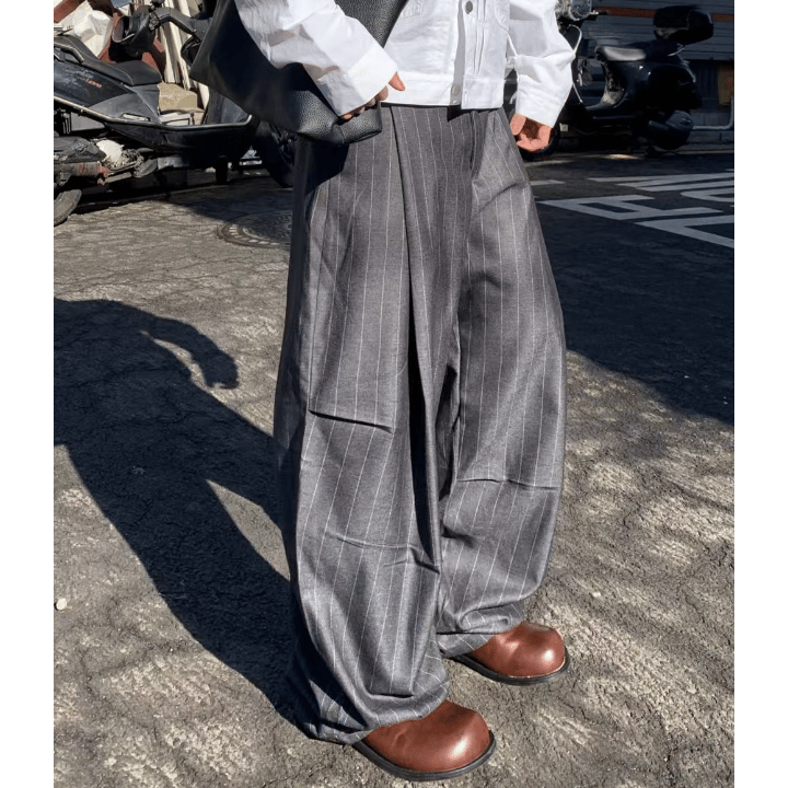 J41 Loose Striped Suit Pleated Wide Pants (Black Gray)