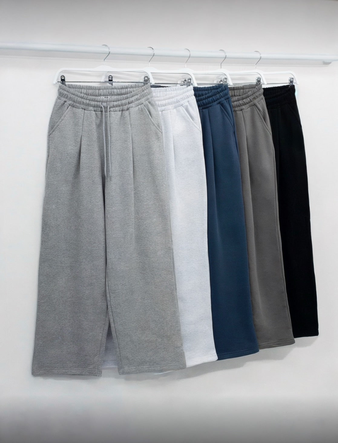 J3 men's brushed wide fit sweatpants