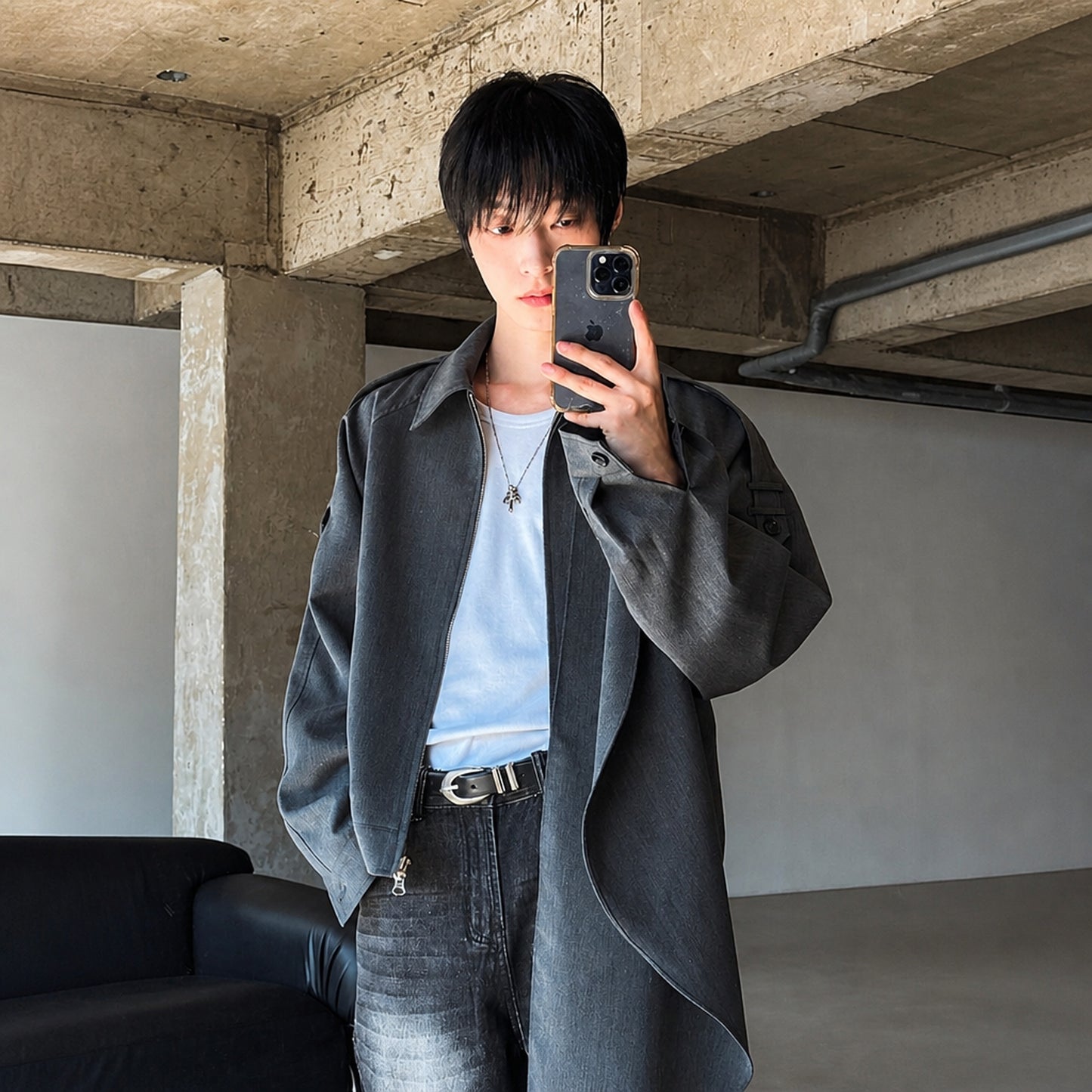 A89 灰 gray