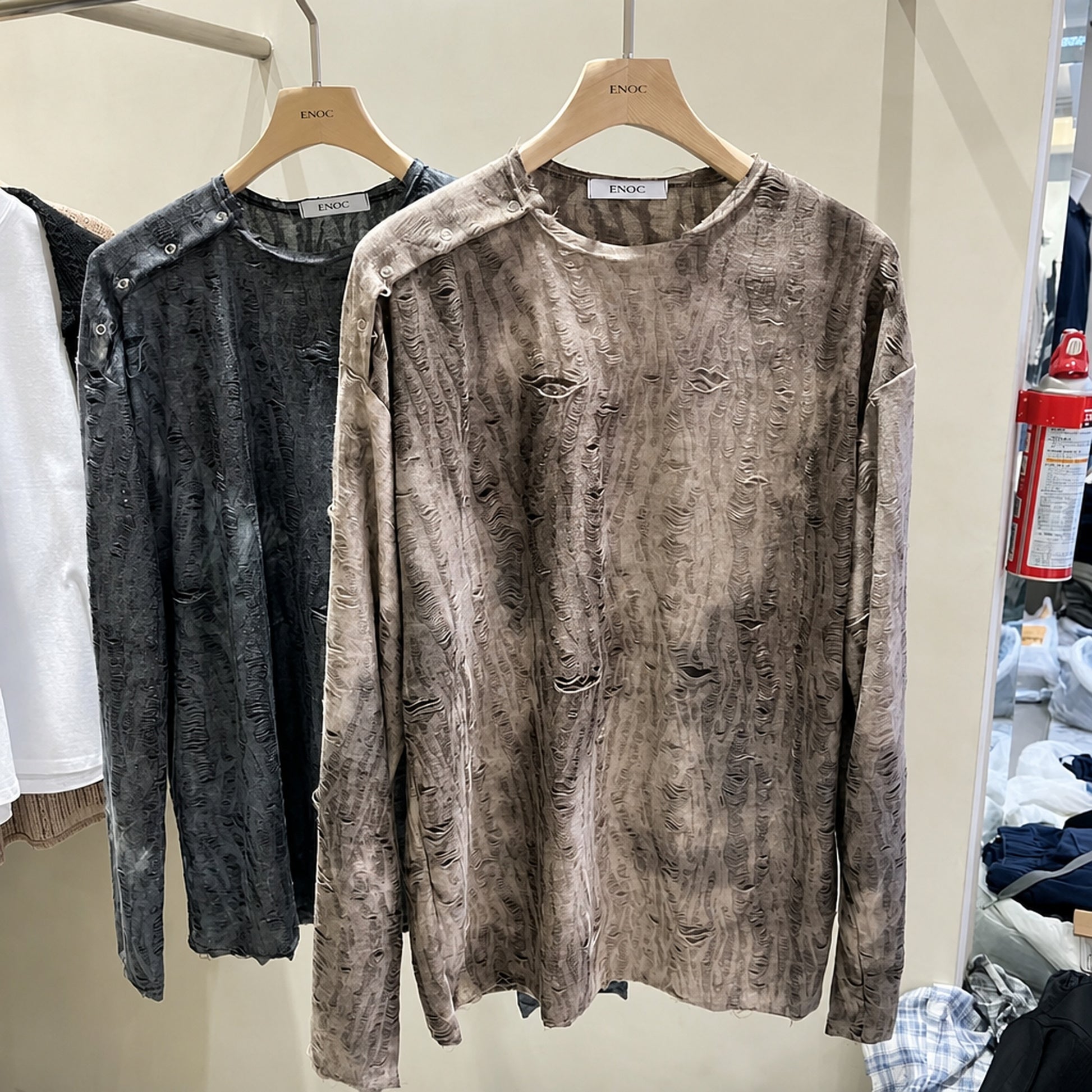 B33 棕色 brown