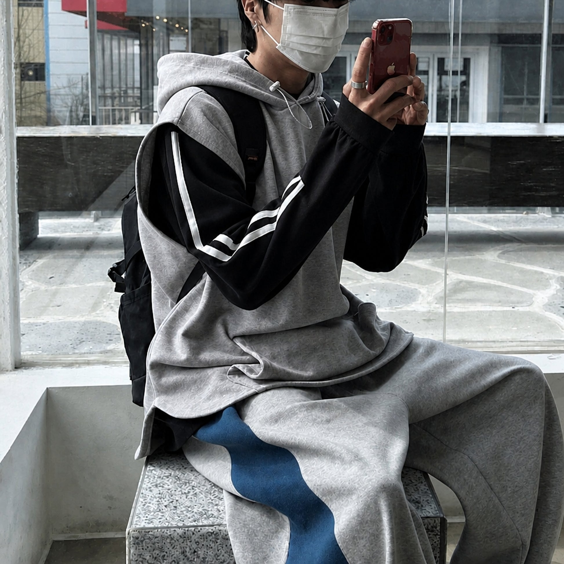 B114 灰 gray