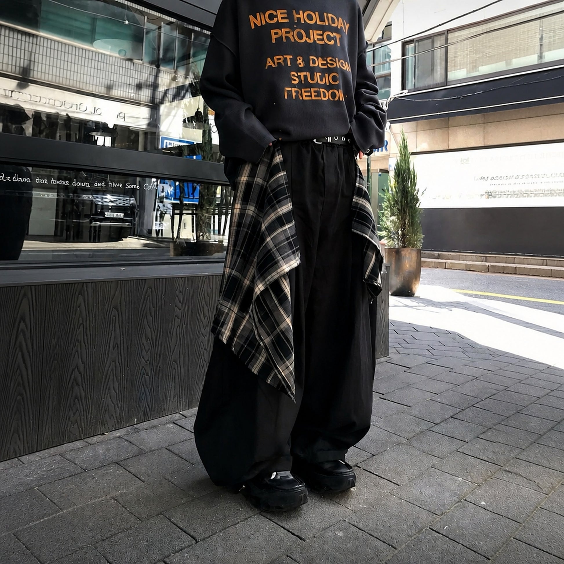 J66 黑色 Black