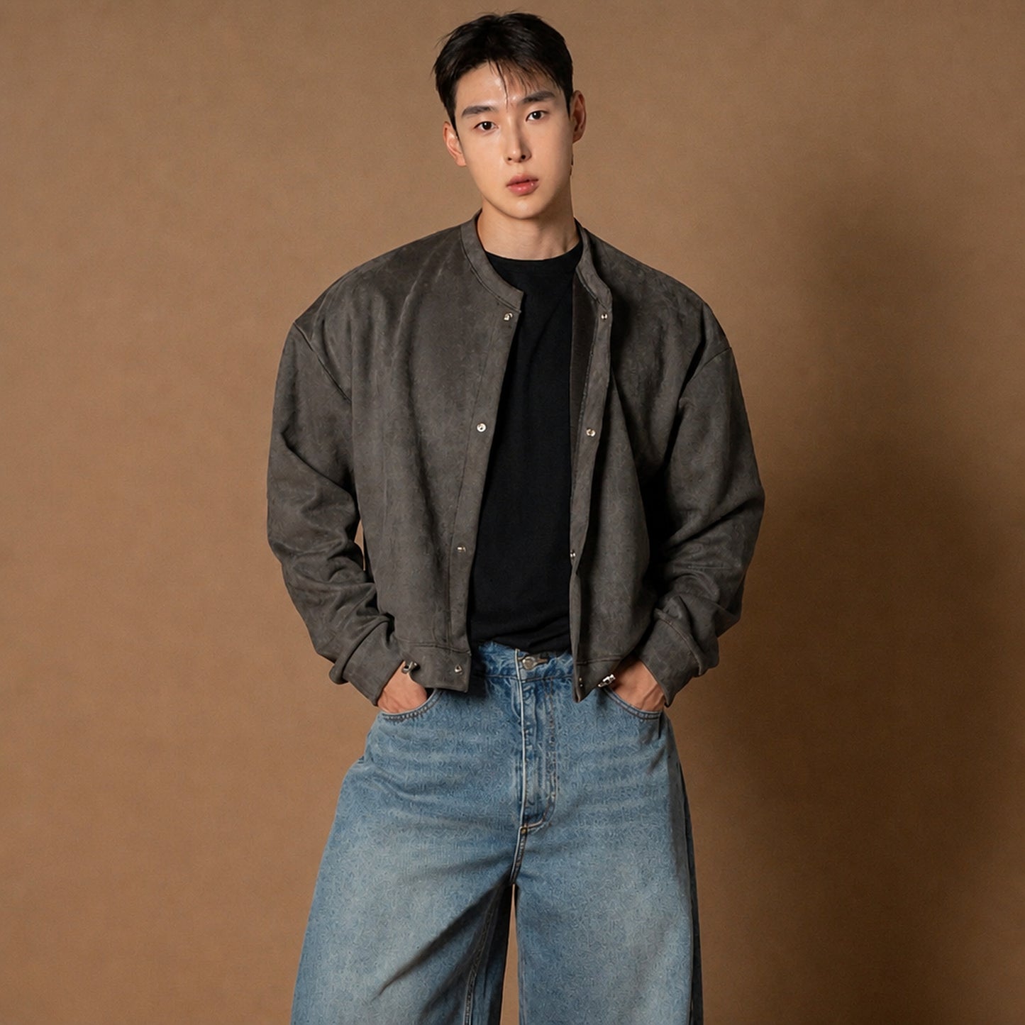 A136 深灰色 Dark gray