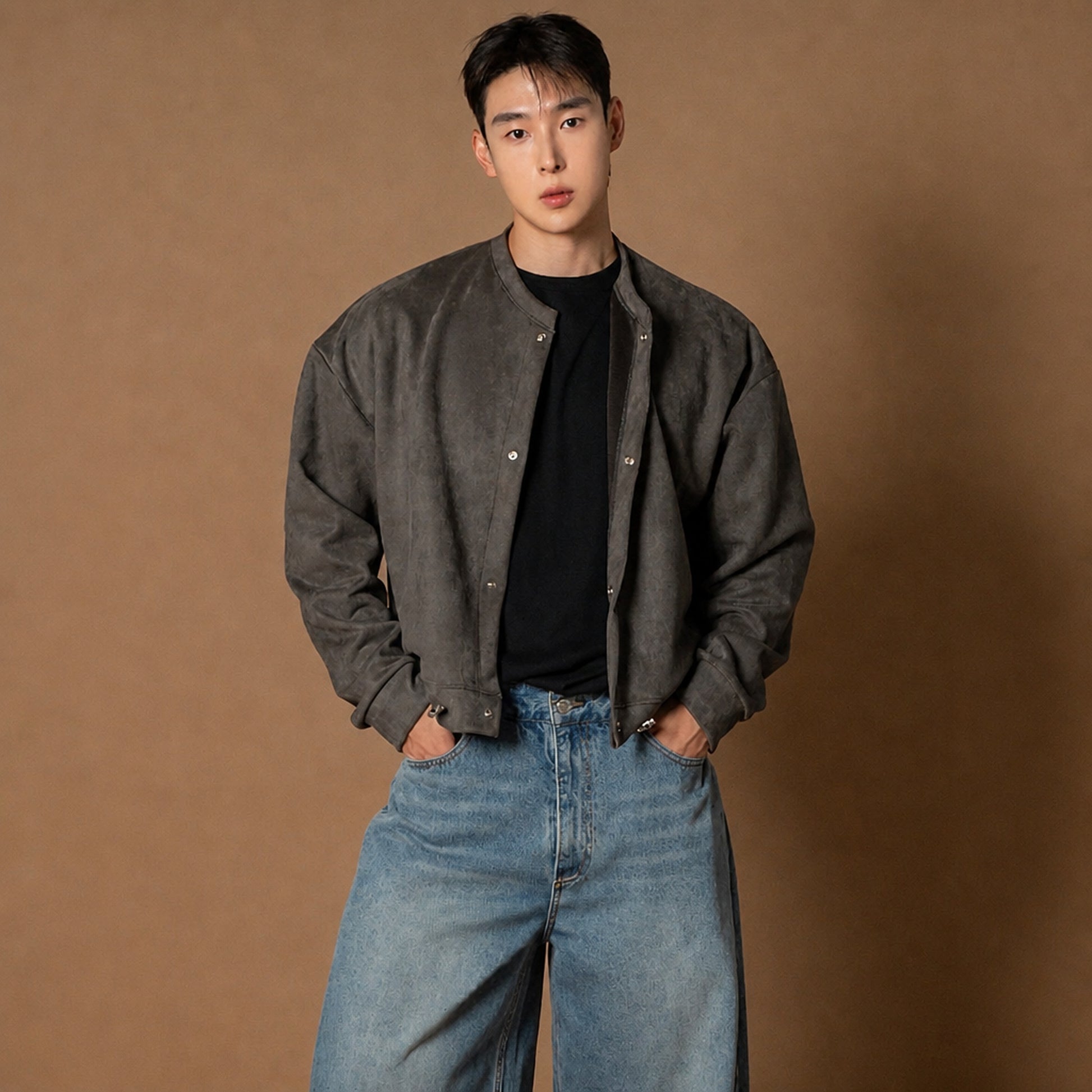 A136 深灰色 Dark gray