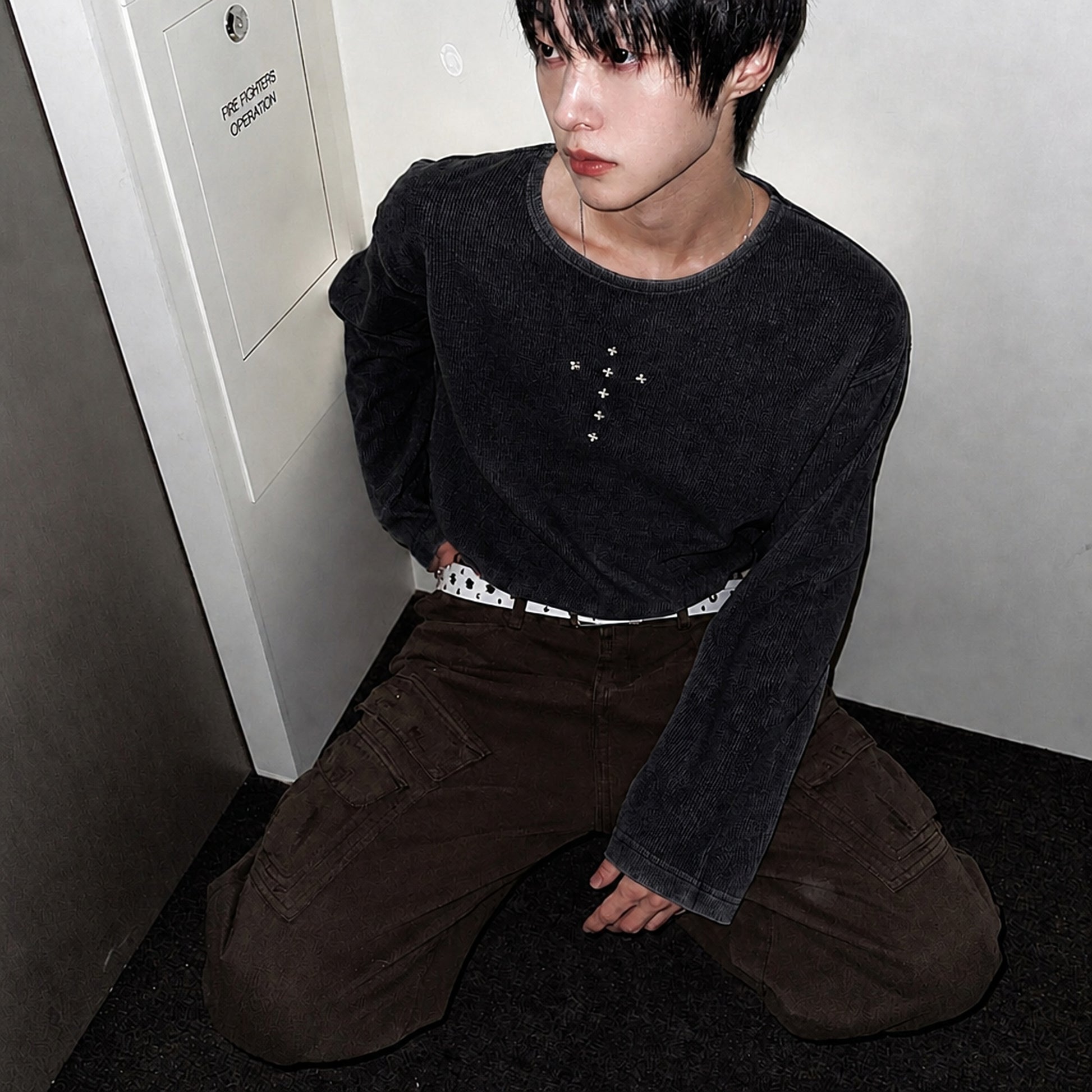 B156 深灰色 Dark gray