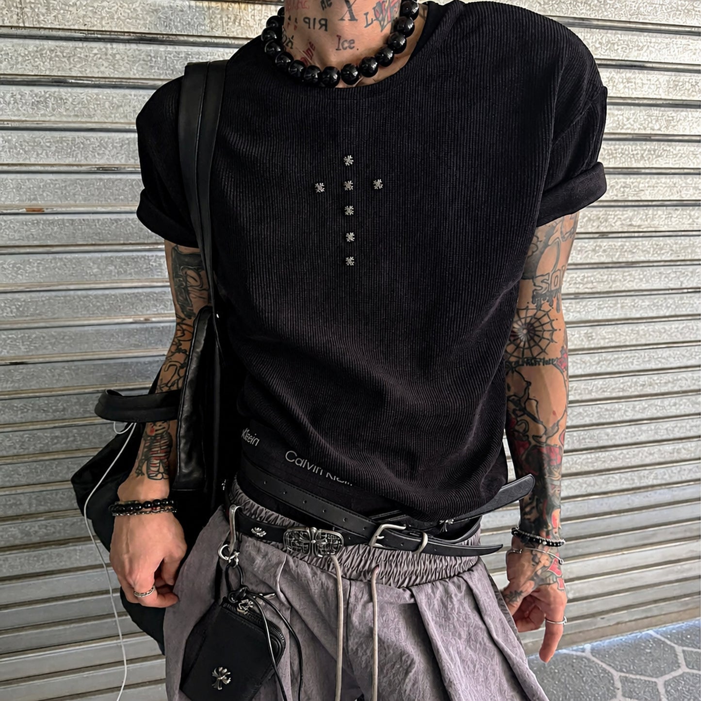 B220 黑色 Black